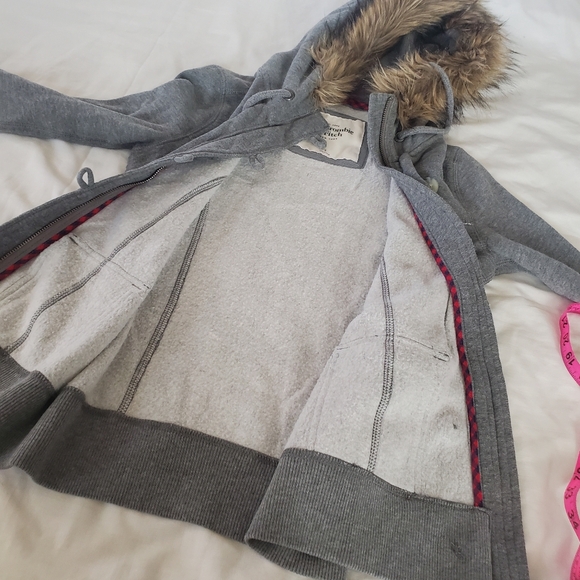 Jacket - Picture 6 of 12